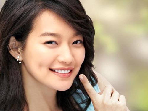 Shin Min Ah